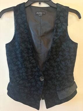 VTG Mynne Line Velvet Floral Vest Whimsigoth Goth, approx Sz XS